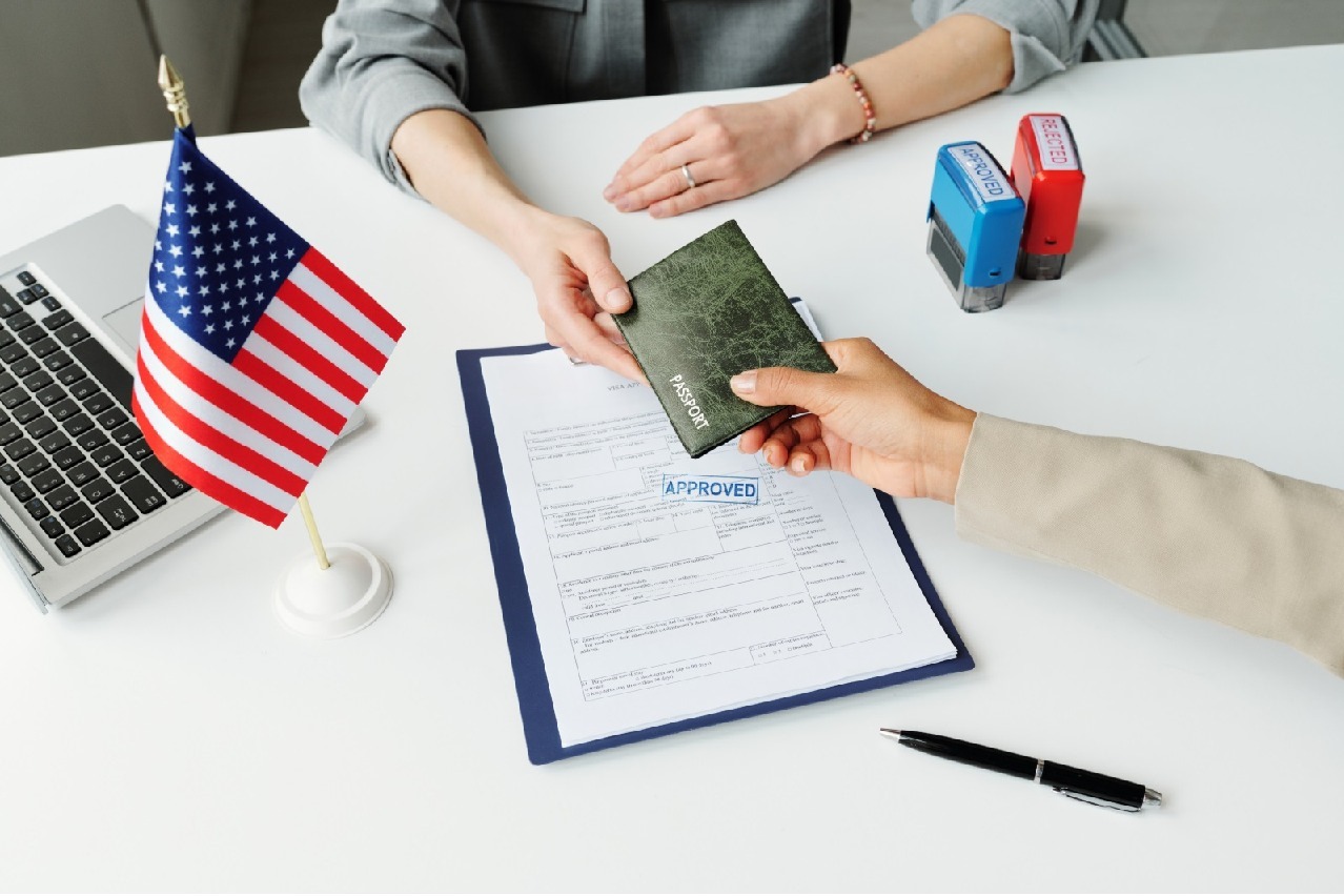 9 Things I Wish People Knew About Green Cards